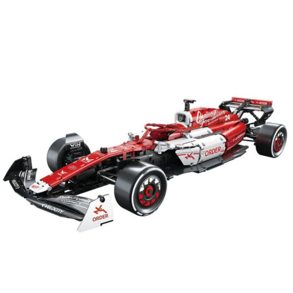 Alfa Romeo C42 F1 Team 1:8