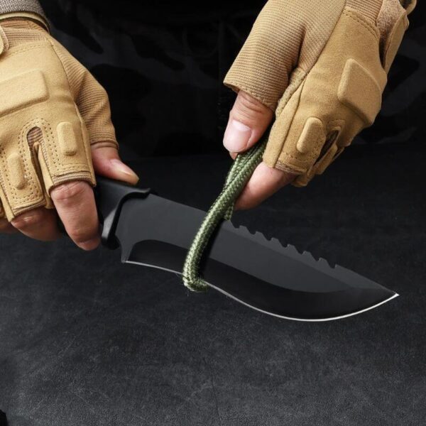 Couteau de survie camping et randonnée robuste